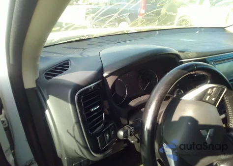 2014 Mitsubishi Outlander Se z USA, uszkodzony, nr VIN JA4AD3A37EZ011951